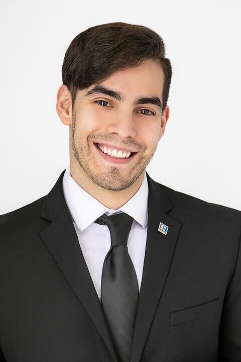 Andrew Garcia, Real Estate Salesperson in Chino, Top Team