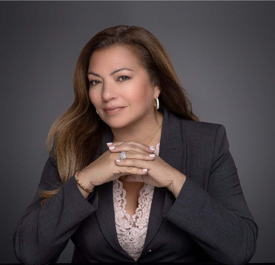 Ivette Leon,  in Fort Wayne, Real Estate Group