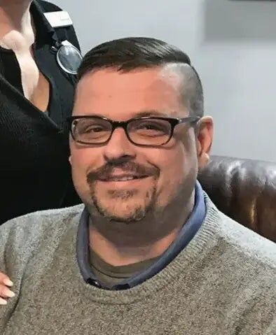 John Michael Peck,  in Winchester, Wright Realty