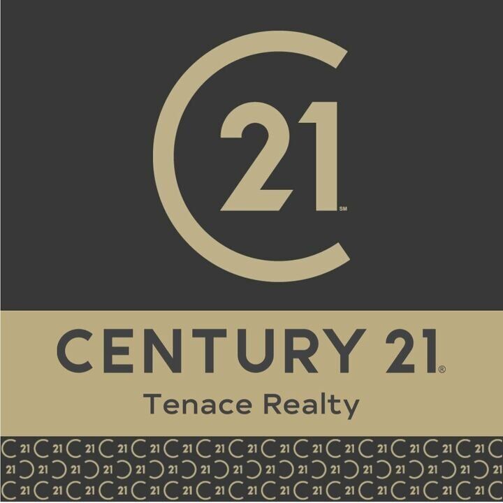 Veronica Calderon,  in Boynton Beach, Tenace Realty