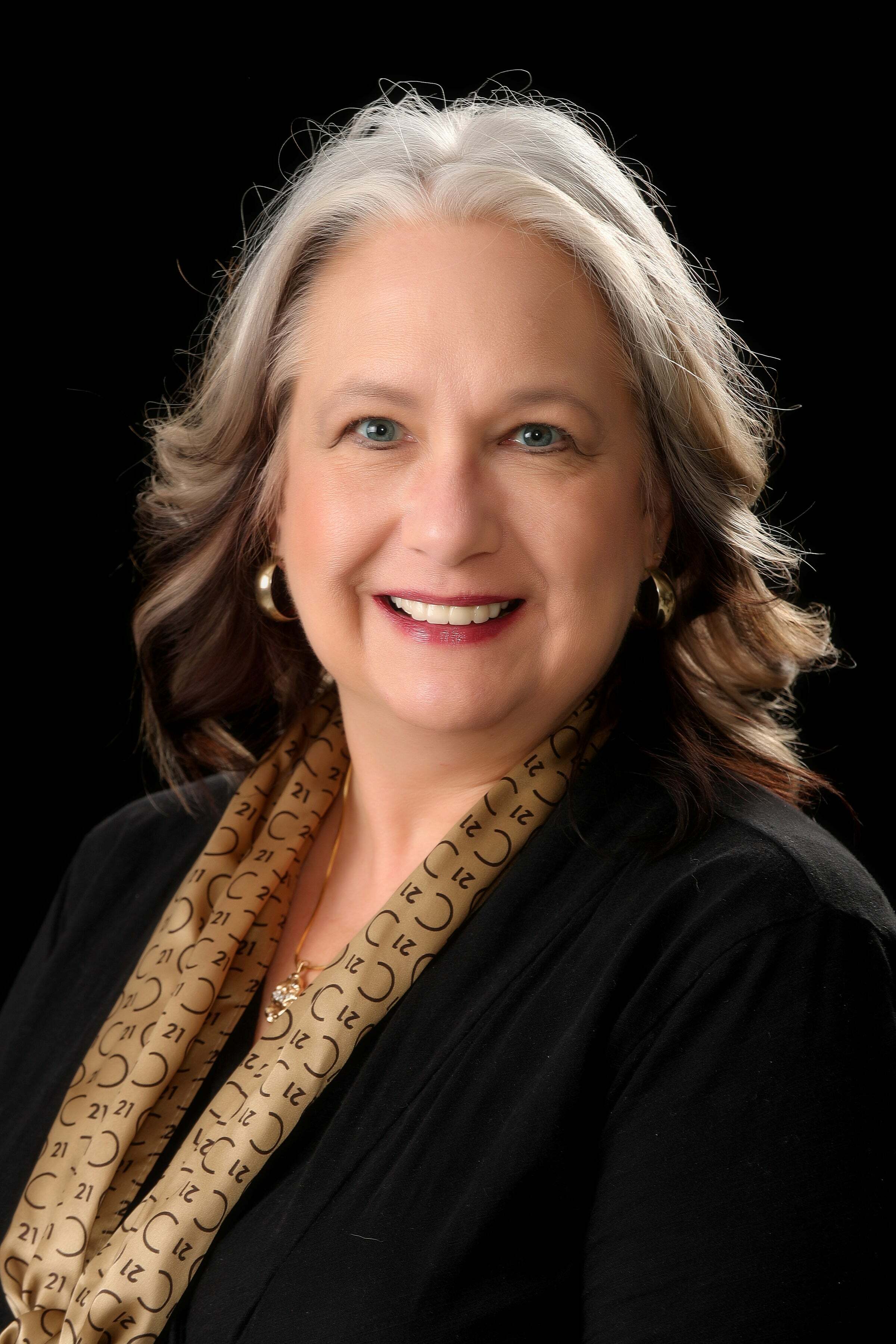 Tracy Dachs, Real Estate Salesperson in Minot, Morrison Realty