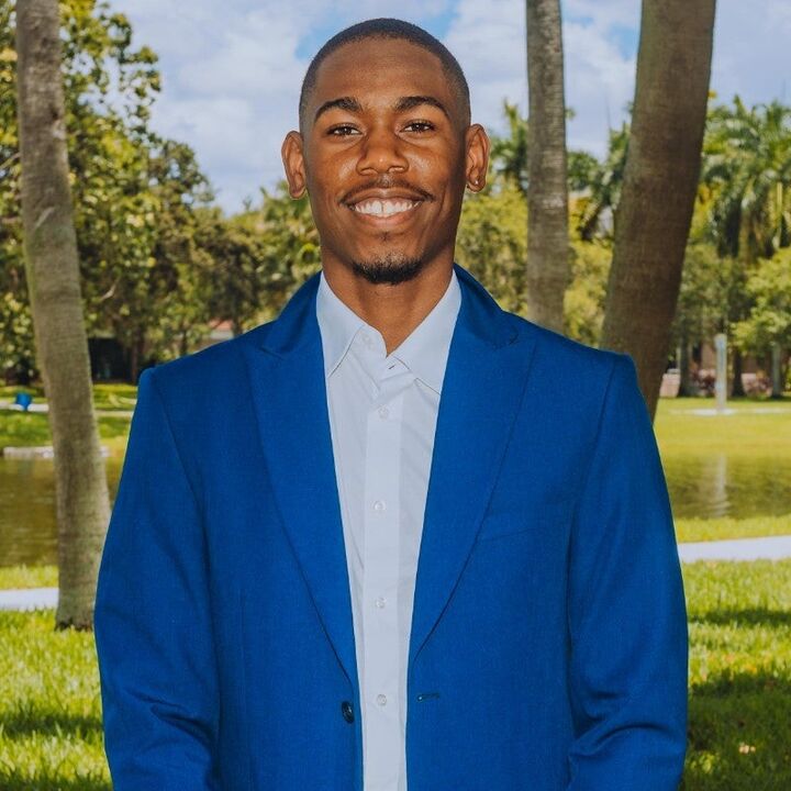 Krys Guillaume, Real Estate Salesperson in Orlando, Carioti