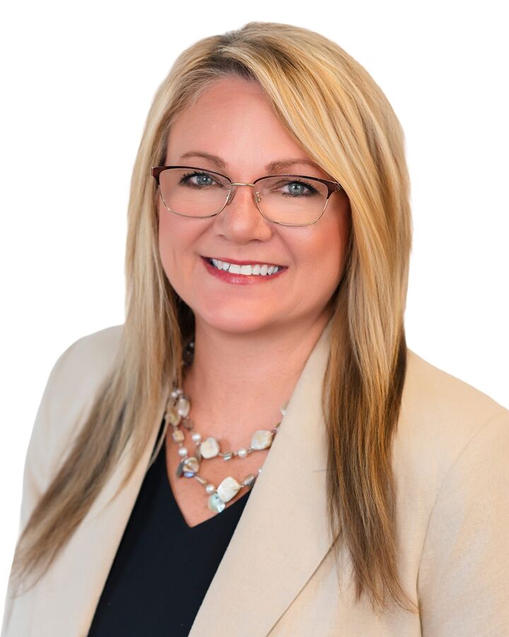 Kristi Moon,  in Spartanburg, Caine