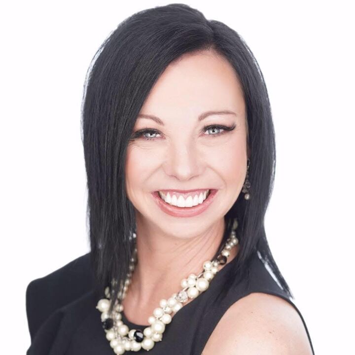 Mckensie Irvine,  in Salt Lake City, Windermere