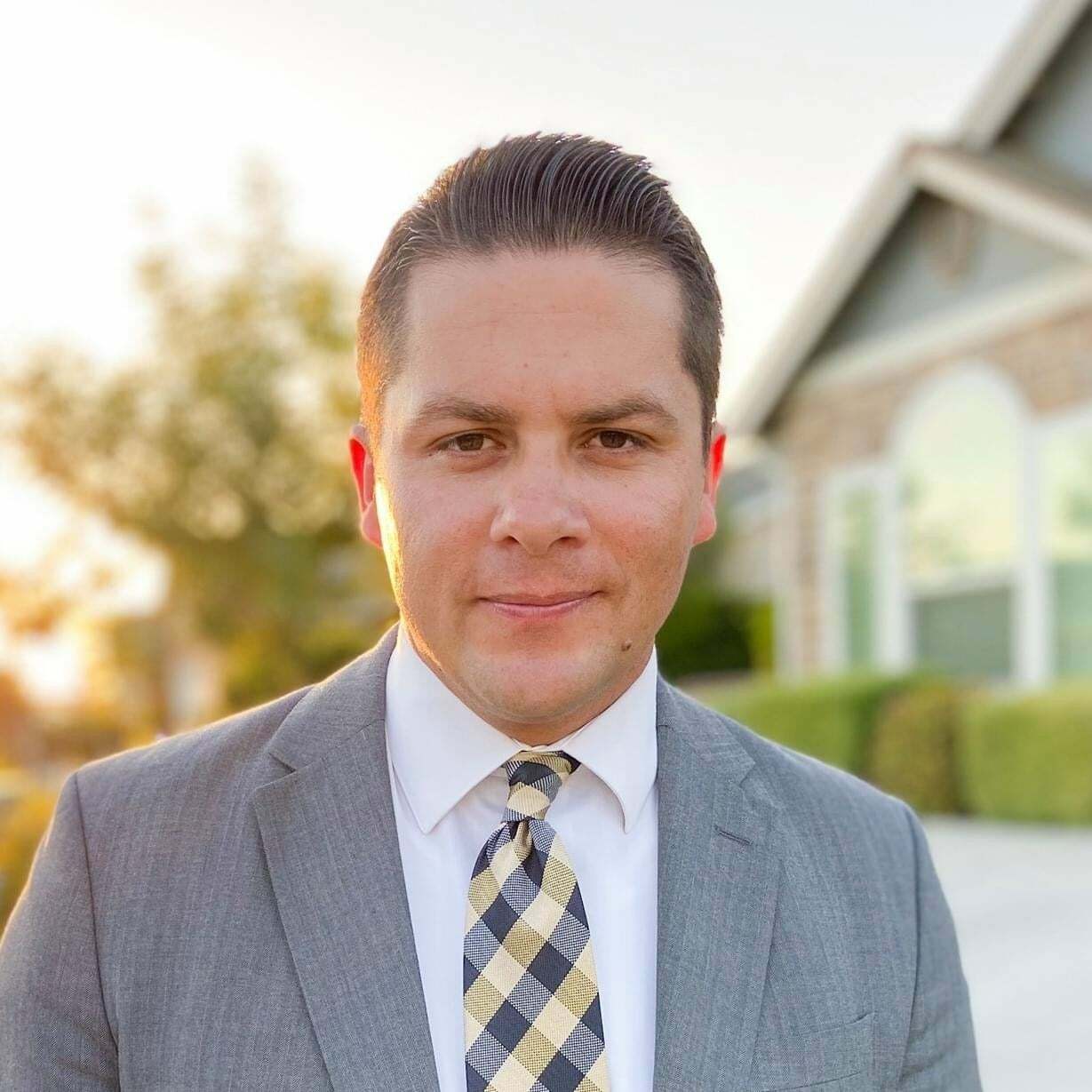 Jason Lopez, Real Estate Salesperson in Visalia, Jordan-Link