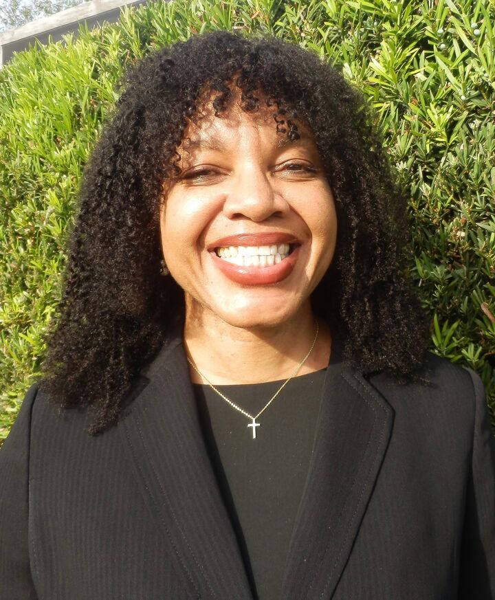 Denise Chambers, Real Estate Salesperson in Sun City Center, Beggins Enterprises