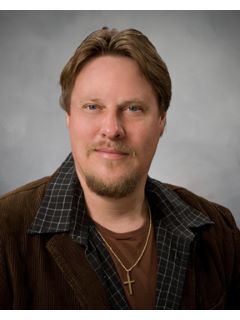 Doug Davis, Real Estate Salesperson in Janesville, Affiliated