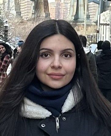 Laila Robles,  in El Paso, Elevate