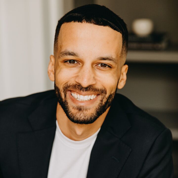 Sasha Sample, Real Estate Salesperson in Westlake, Schmidt Family of Companies