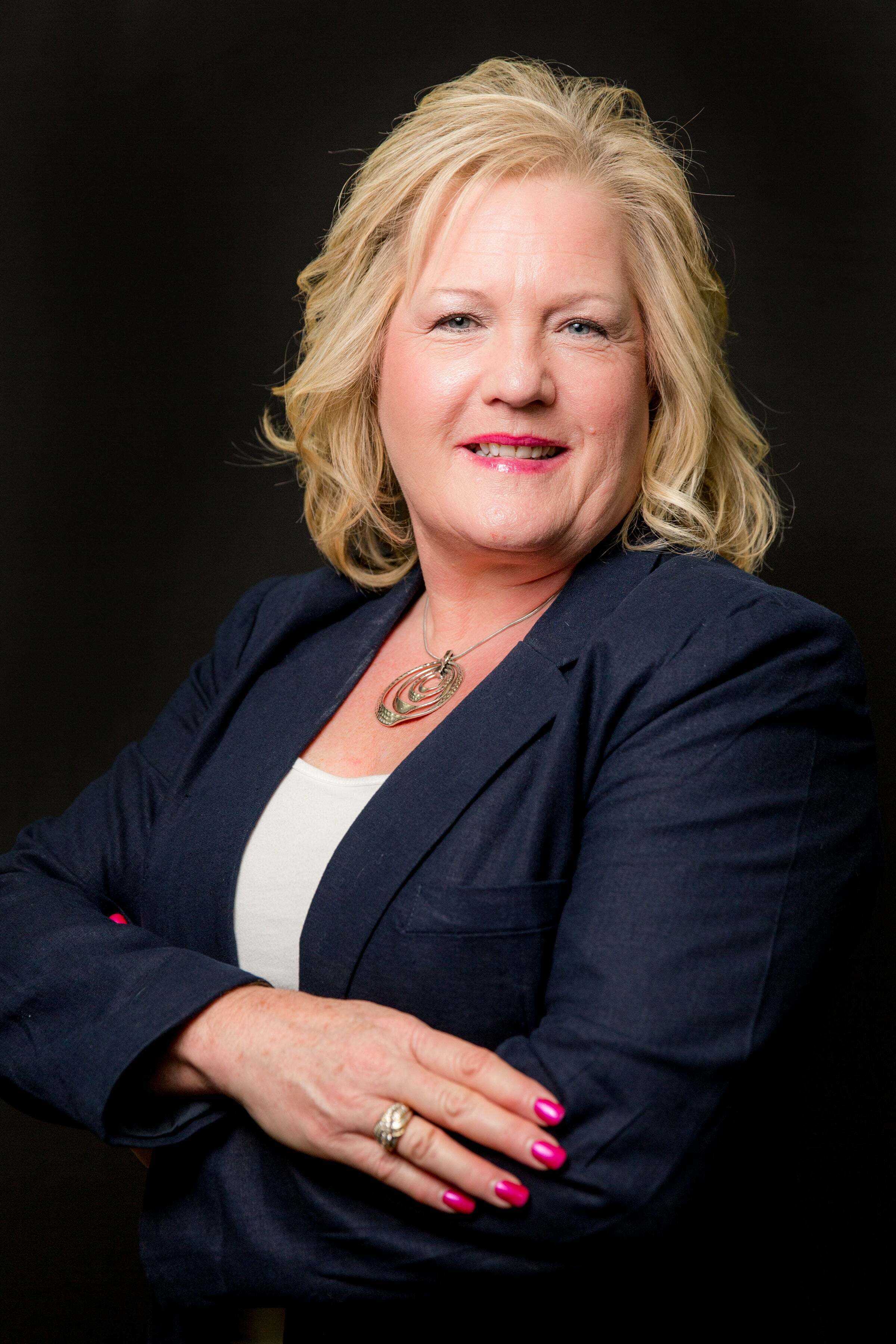 Diane Stewart, Real Estate Salesperson in Lake Charles, Ingle Safari Realty