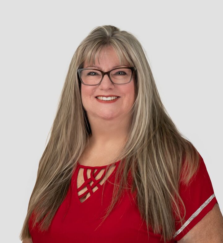 Lynette Pearson, Real Estate Salesperson in Fresno, Jordan-Link