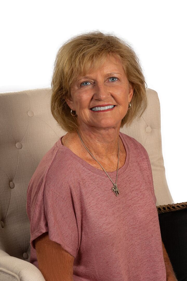 Donna Wilder, Real Estate Salesperson in Henderson, Home Place Realty