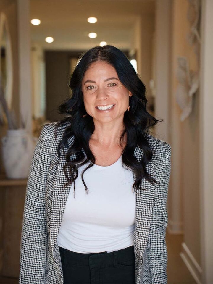 Megan Nichols, Real Estate Salesperson in Carlsbad, Affiliated