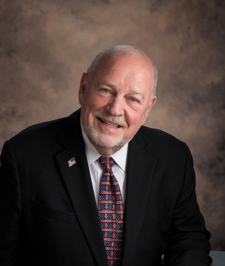 Steve Welton, Real Estate Salesperson in Findlay, Flag City