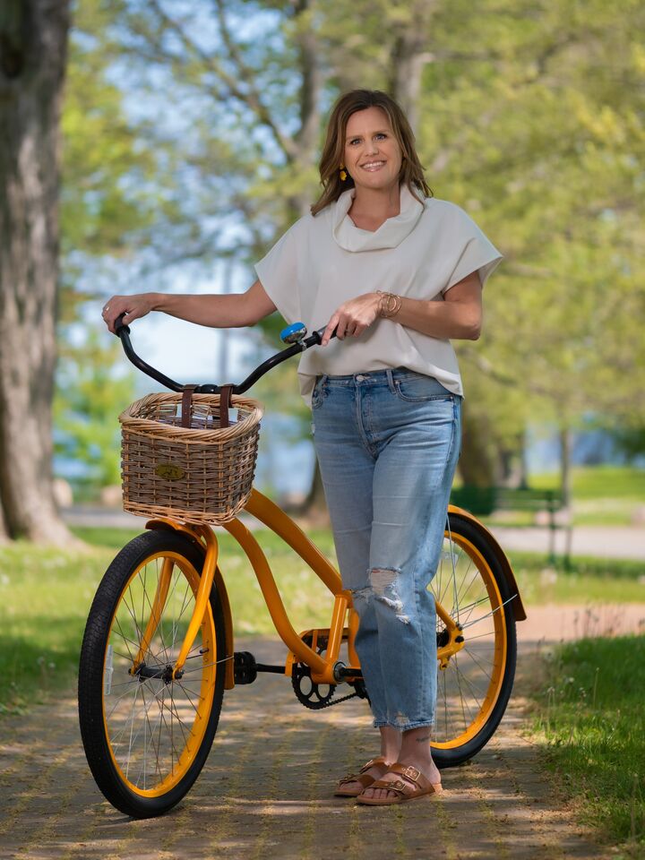 Ruth Nelson, Associate Real Estate Broker in Chautauqua, Team VP Real Estate
