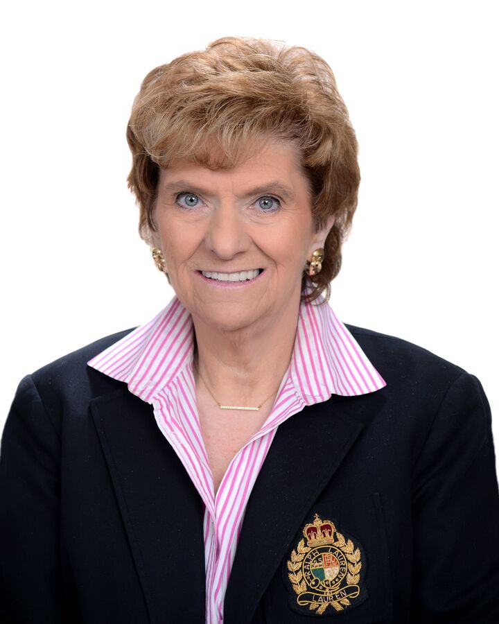 Sharon Conhaus,  in Lyndhurst, Coccia Realty