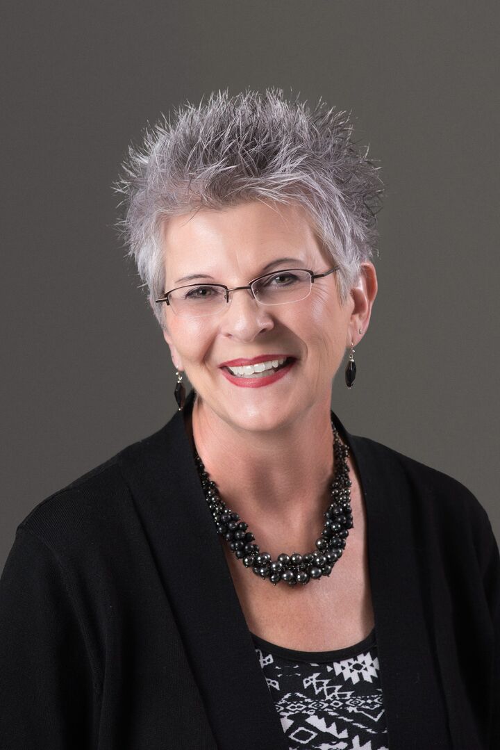 Frankie House, Real Estate Broker in Carmel, Scheetz