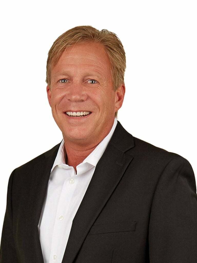 Erik Bradbury, Real Estate Salesperson in Carlsbad, Affiliated