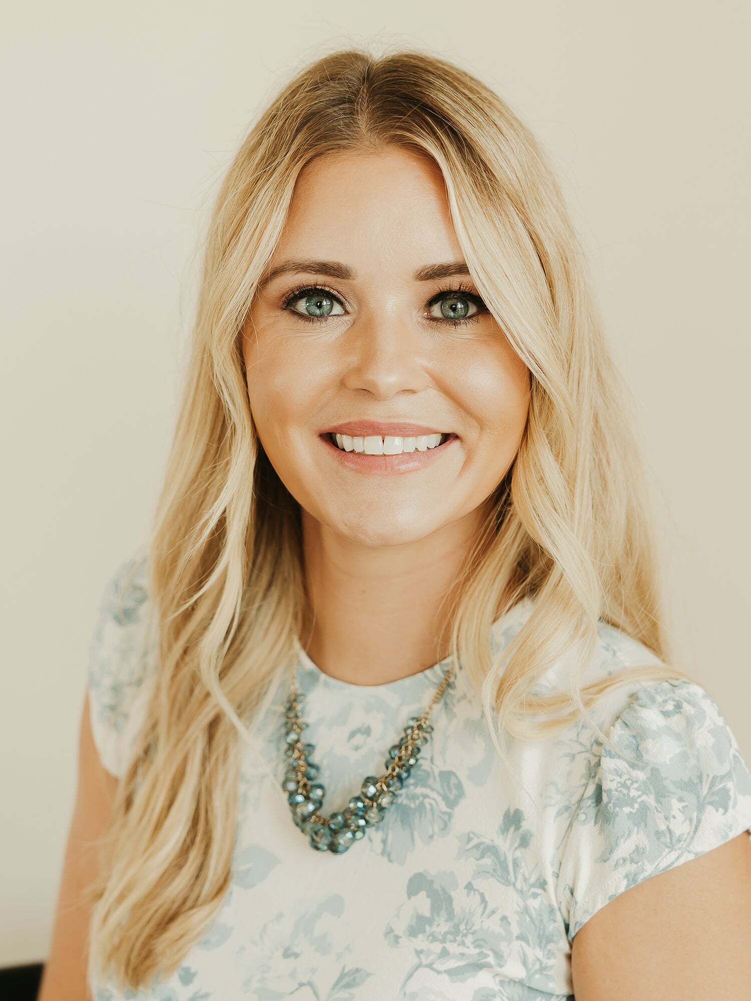 Jecholia Jessee, Real Estate Salesperson in Leesburg, McEnearney