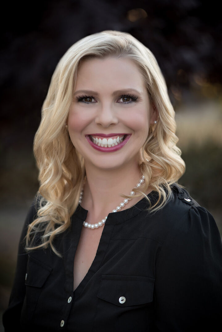 Amy  Busch, Realtor® in Sacramento, Windermere
