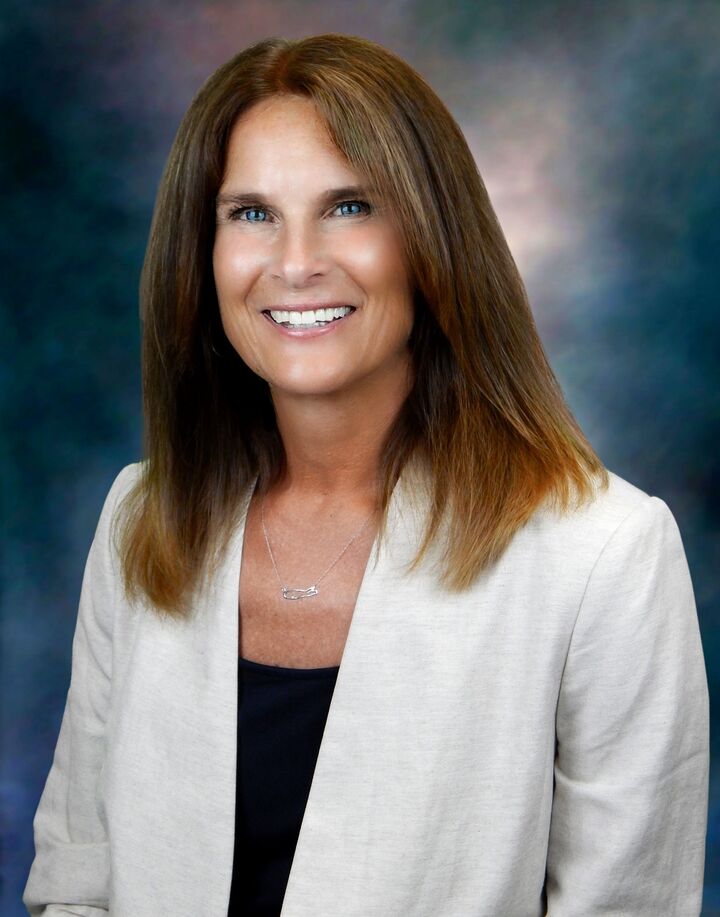Dianne Kinnear,  in Hauppauge, Realty Connect