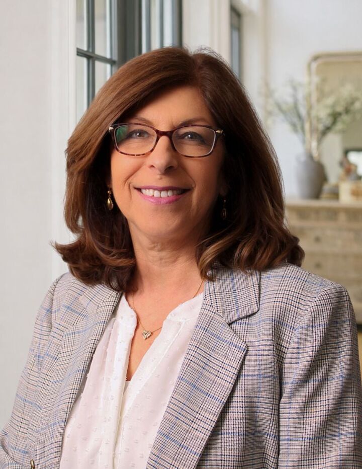 Lydia Vessels, Real Estate Salesperson in Huntingdon Valley, Hearthside