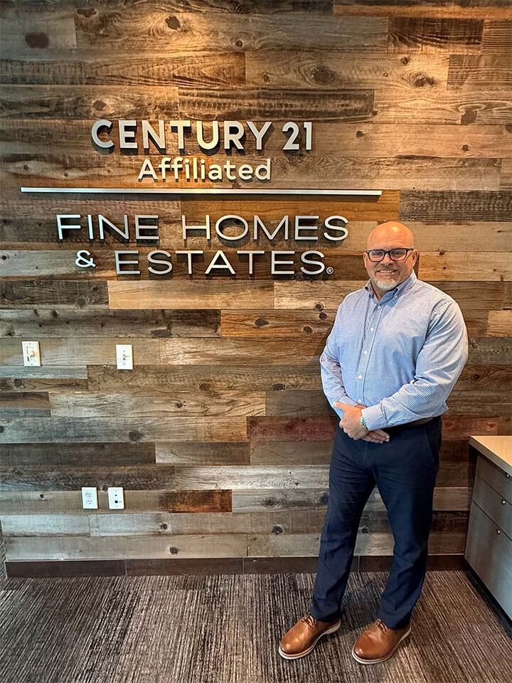 Michael Yoder, Real Estate Salesperson in Anaheim, Affiliated