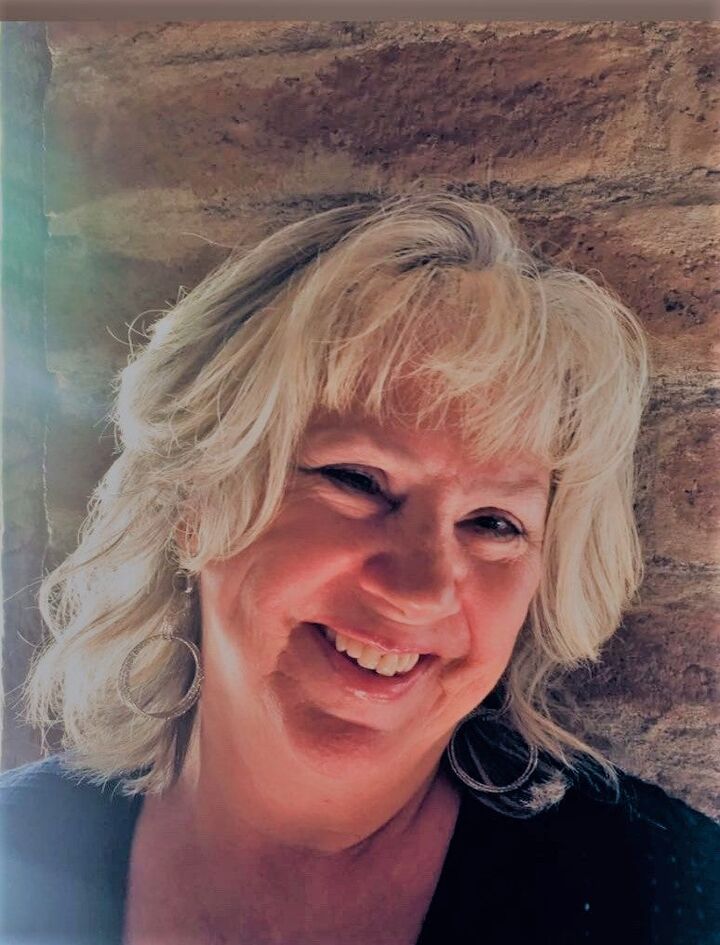 Jennie Crabtree, Real Estate Salesperson in Mesa, S.J. Fowler