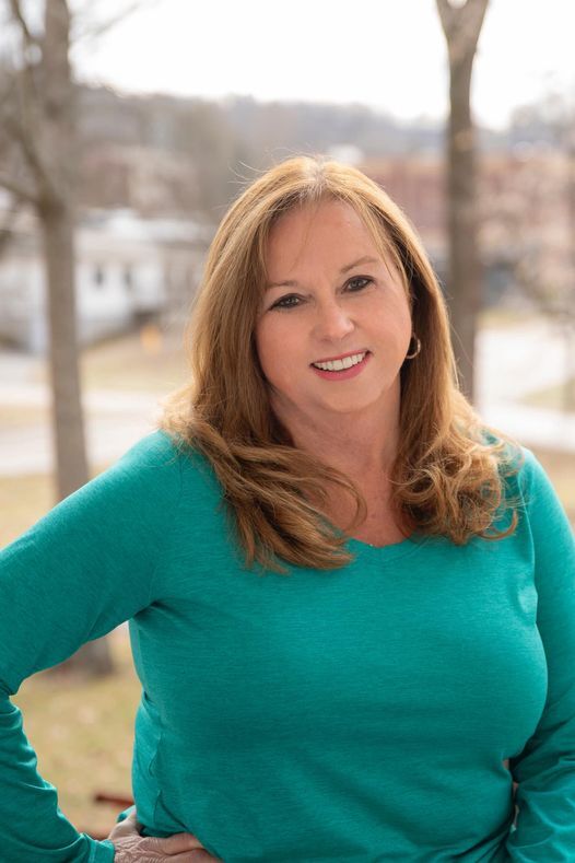 Glenda Johnson, Real Estate Broker in Kingston, Jim Henry & Associates