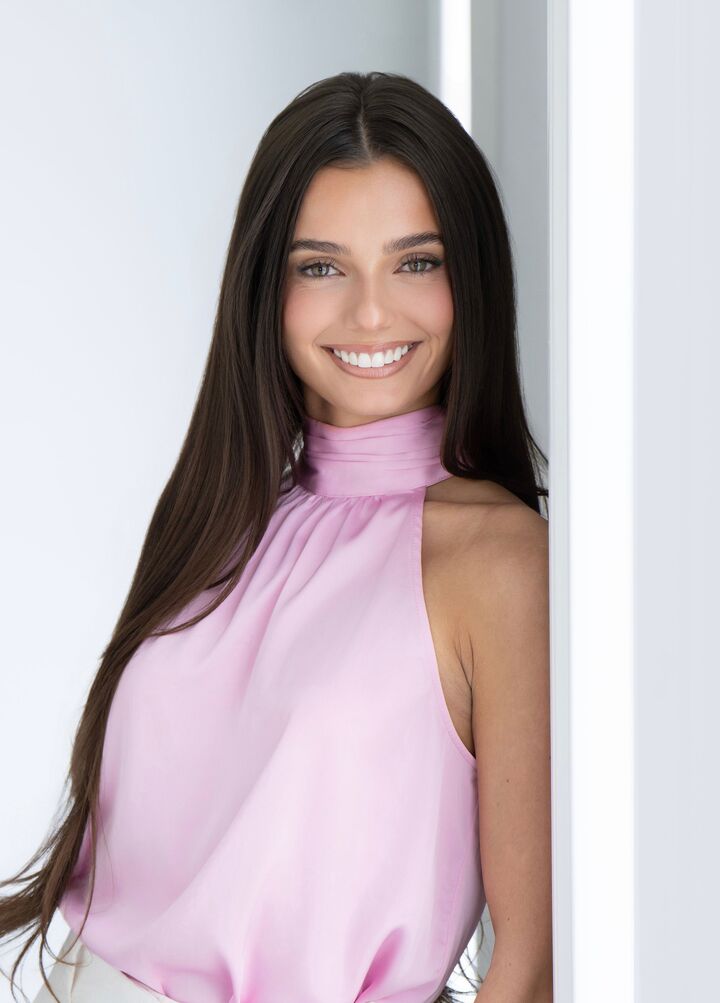 Ava O'Hara, Real Estate Salesperson in Sarasota, RoseBay