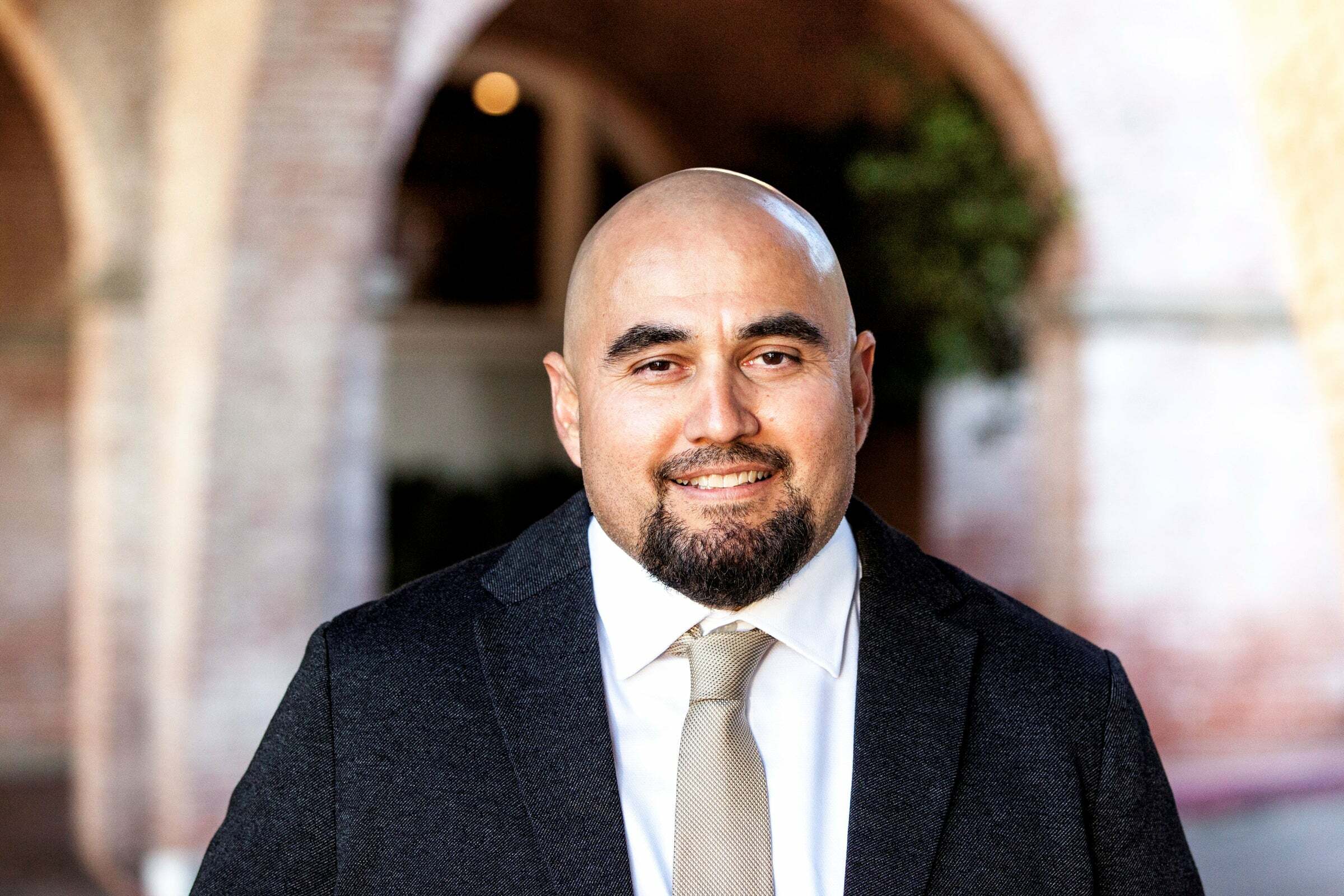 Cesar Melgoza, Real Estate Salesperson in Torrance, Union Realty Co.