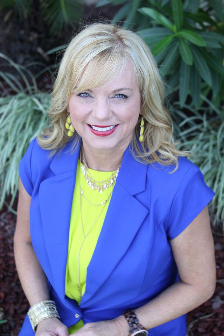 Karen Lichauer, Real Estate Salesperson in Shalimar, ERA American Real Estate