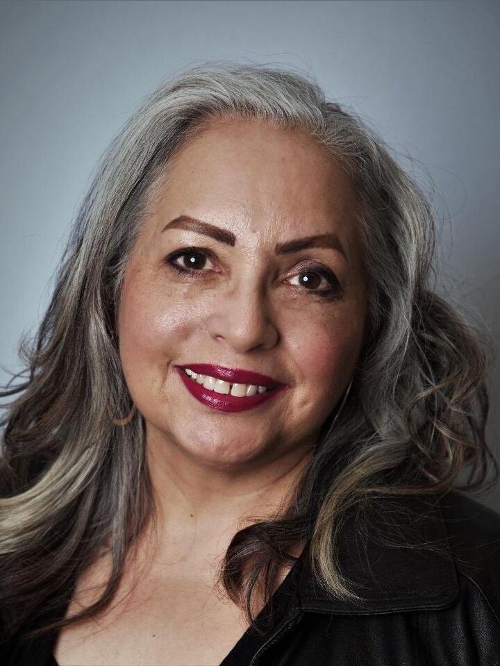 Jennifer Waters, Real Estate Salesperson in Victorville, Home Source