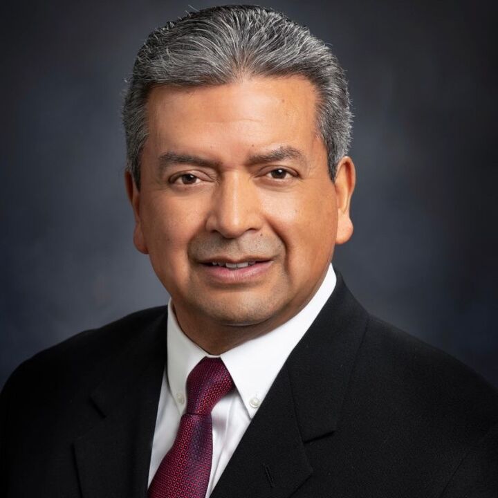 Roberto Paz San Jose Almaden Blossom Valley Intero Real Estate 
