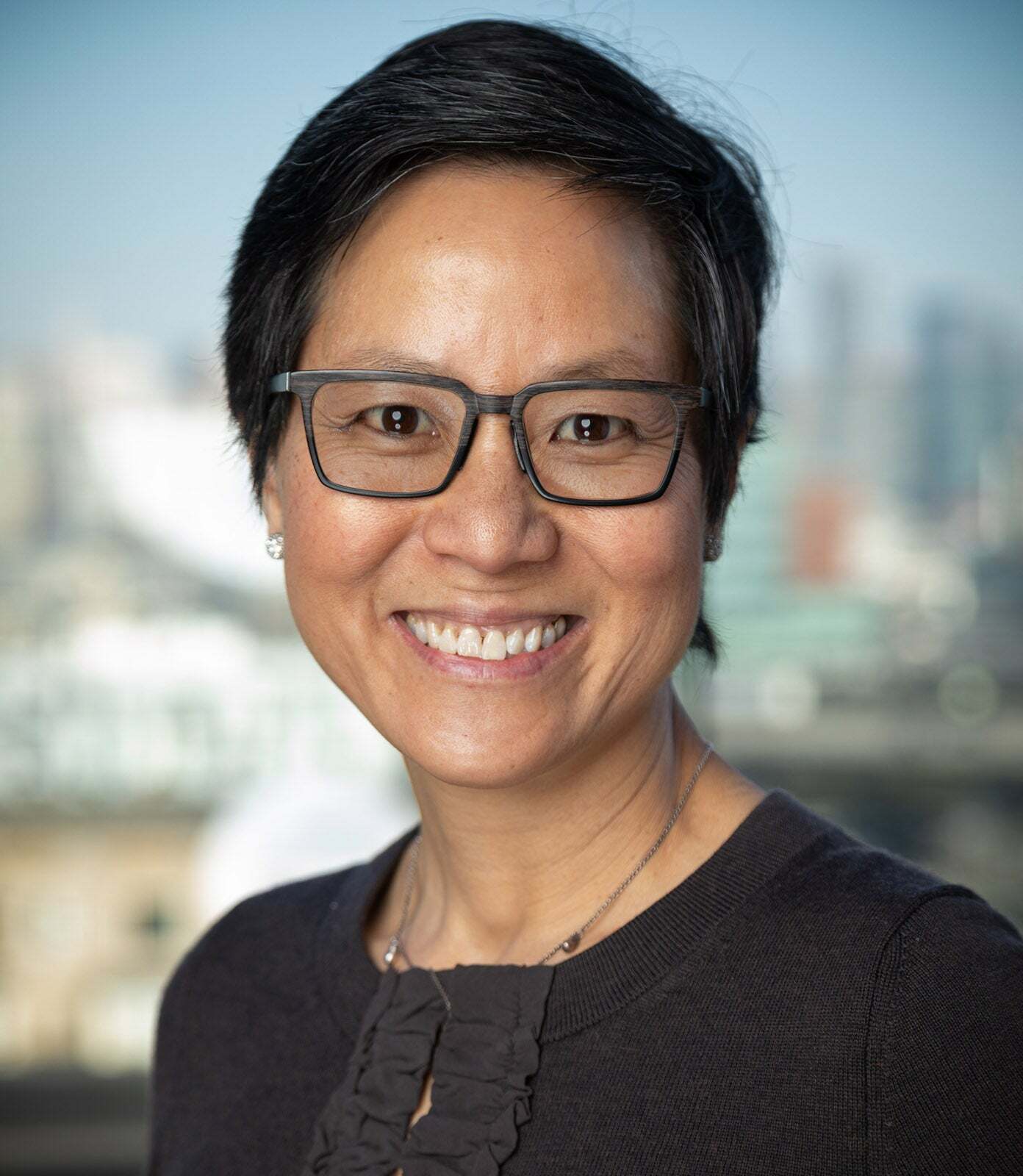 Helen Kwong, Sales Representative in San Francisco, Icon Properties