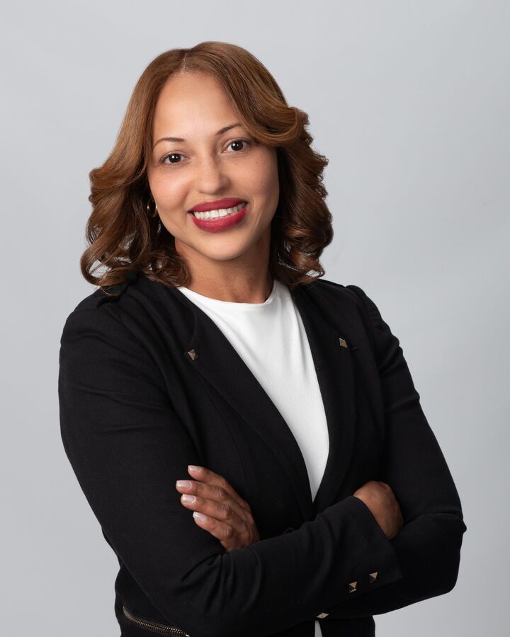 Amarilis Ledesma, Real Estate Salesperson in Massapequa, AA Realty