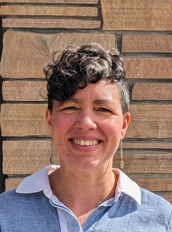 Arwen Woolley,  in Republic, Windermere