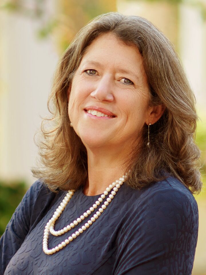 Robin Arnold, REALTOR® in Alexandria, McEnearney