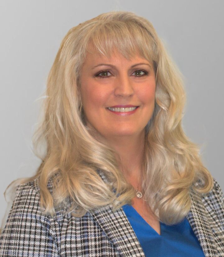 Melissa Rebecca, Real Estate Salesperson in Madeira Beach, Beggins Enterprises