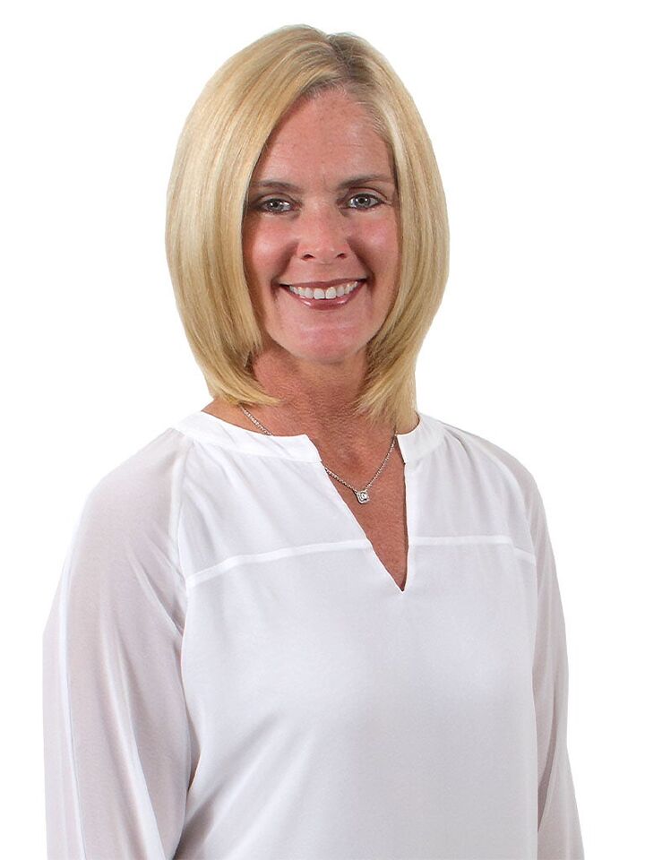 Mitzi Krause, Real Estate Salesperson in Three Rivers, Affiliated