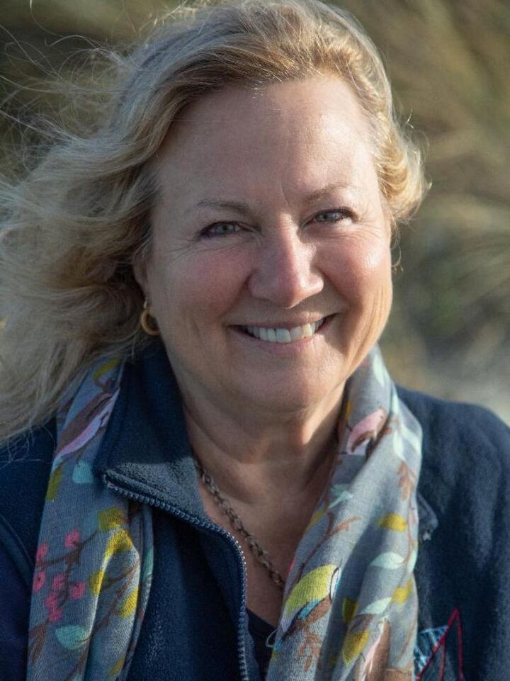 Teya Walkker, Real Estate Salesperson in Port Ludlow, Best Homes