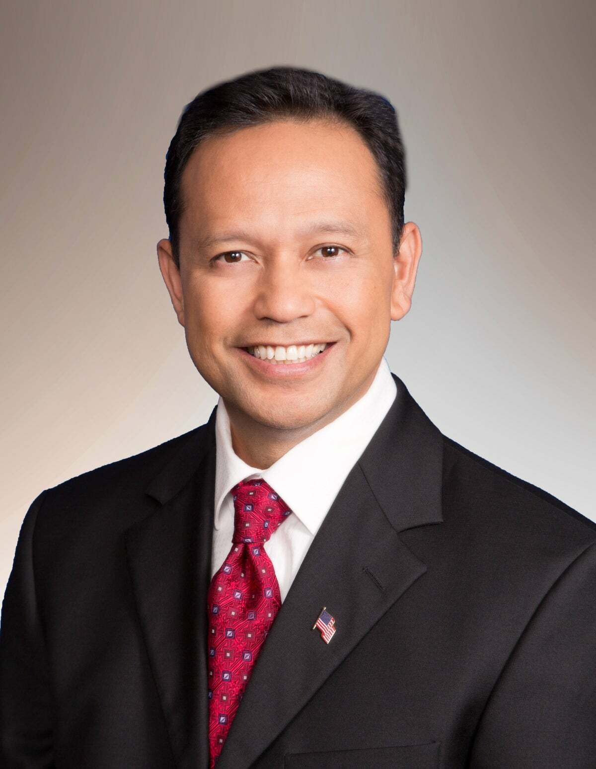 Ray Suganuma, REALTOR® in Honolulu, Advantage Realty