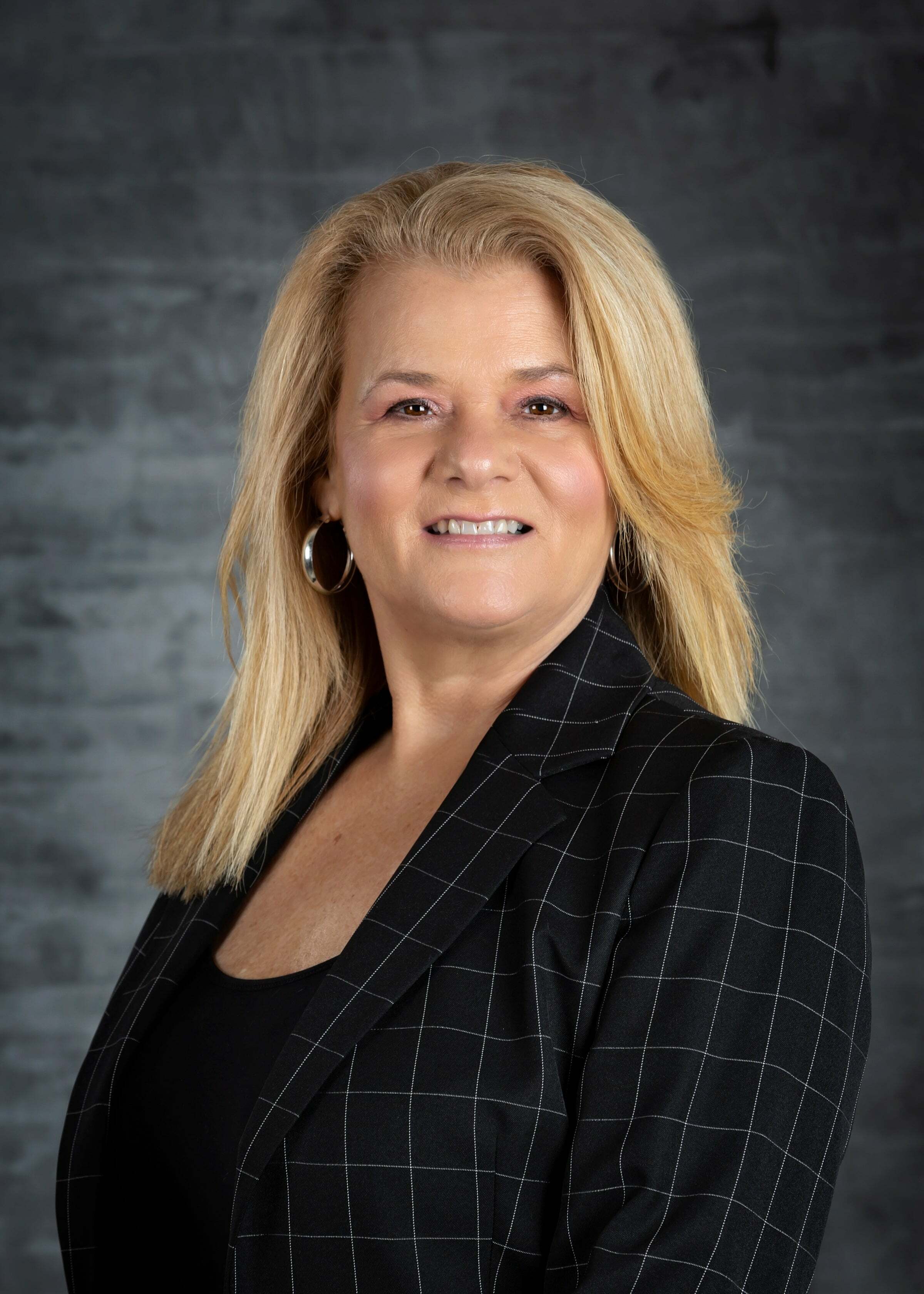 Cindy Holbin, Real Estate Salesperson in Clio, Signature Realty