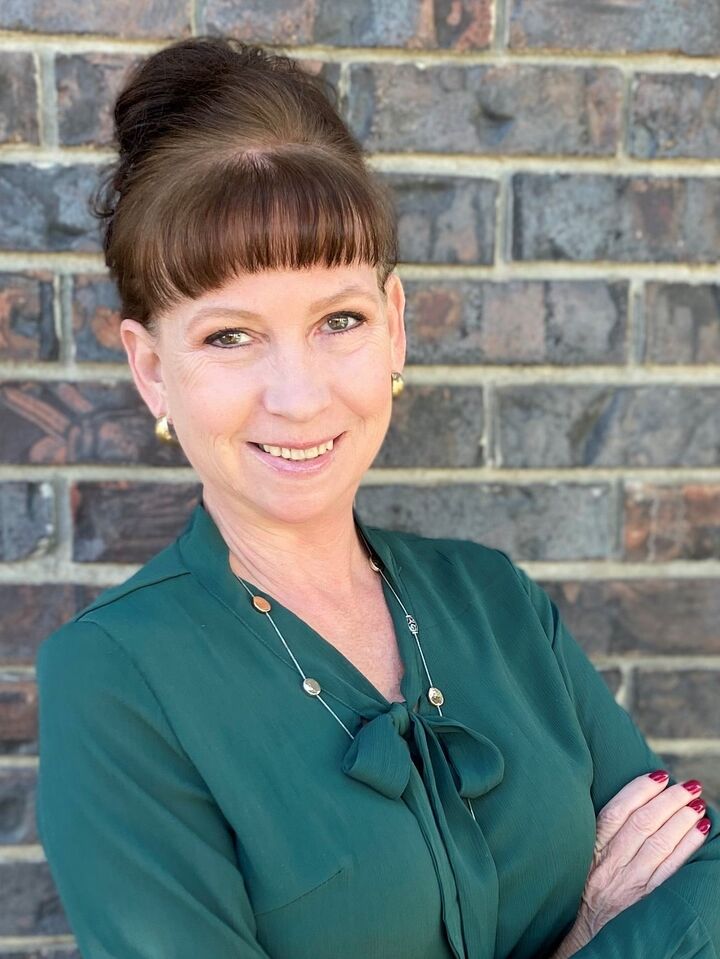 Cassandra Cook, Real Estate Salesperson in Hollister, Masters