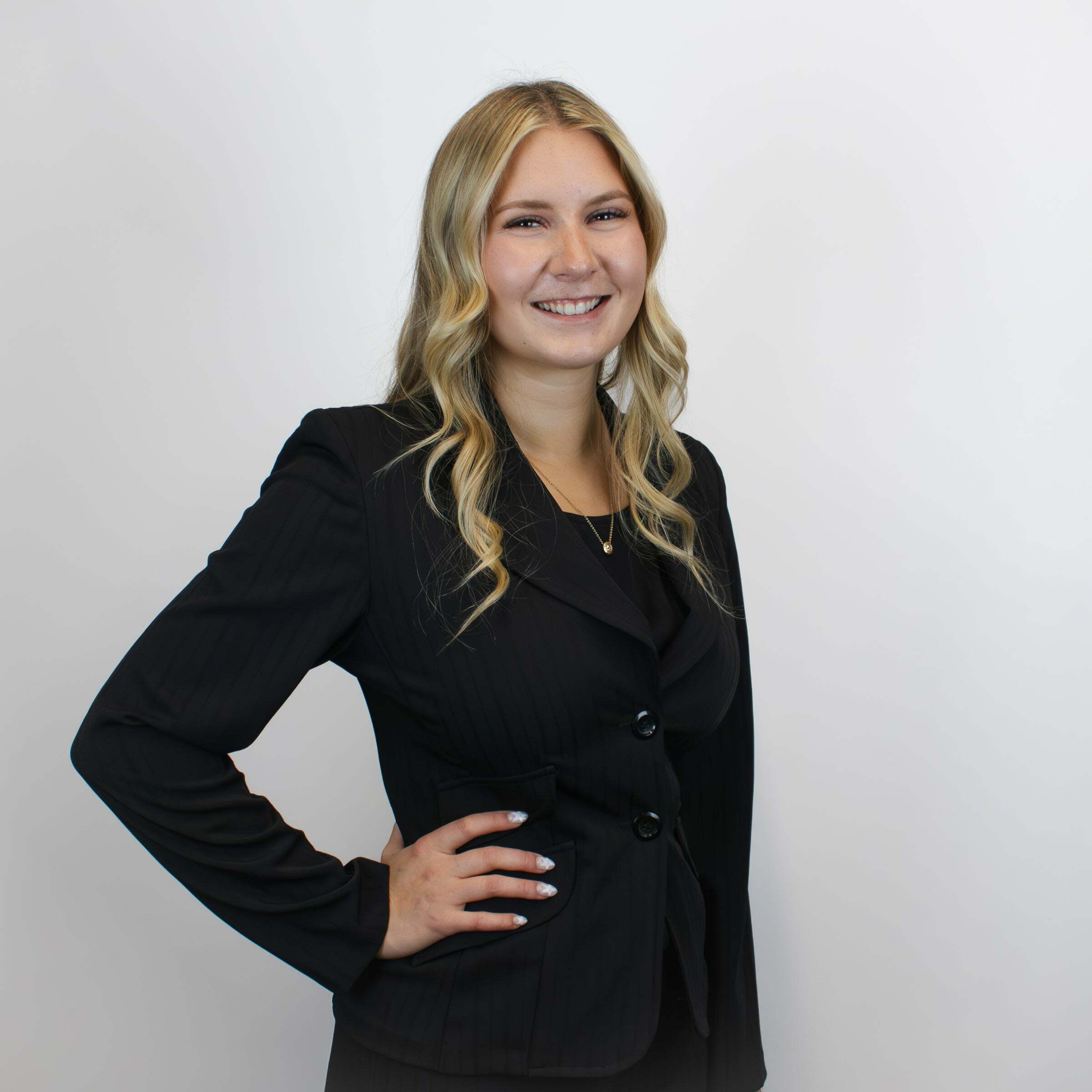 Eily Mickelson, Real Estate Salesperson in Ames, Signature Real Estate