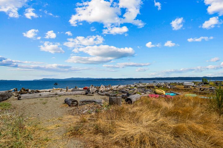 Property Photo: 886 Port Susan Terrace Road WA 98282