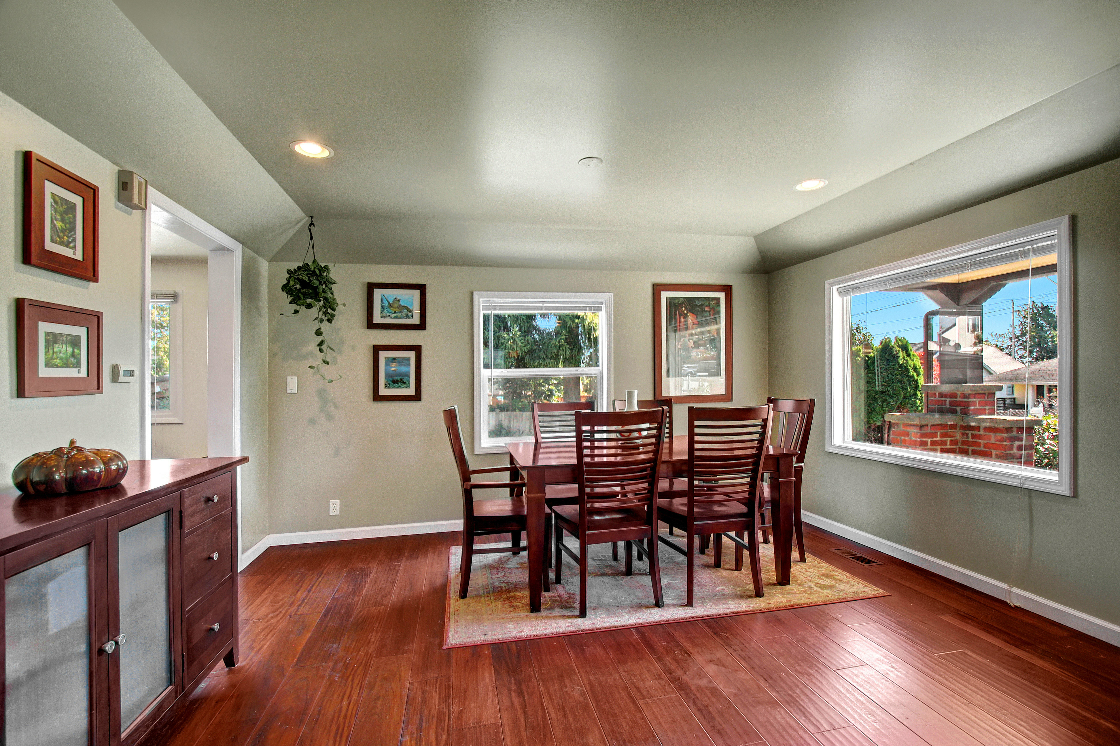Property Photo: Dining room 726 N 103rd St  WA 98133 