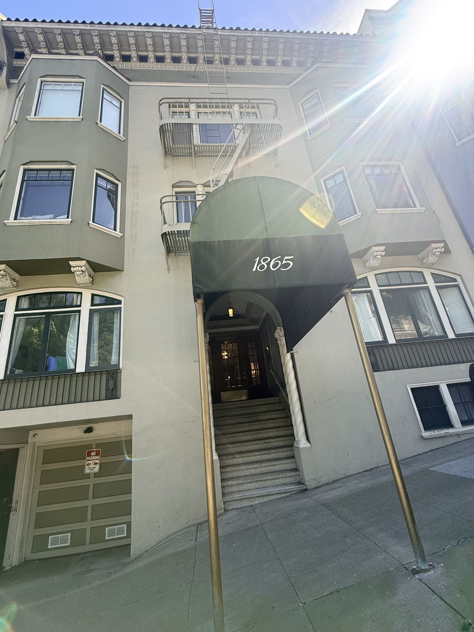 Property Photo:  1865 California Street 2  CA 94109 