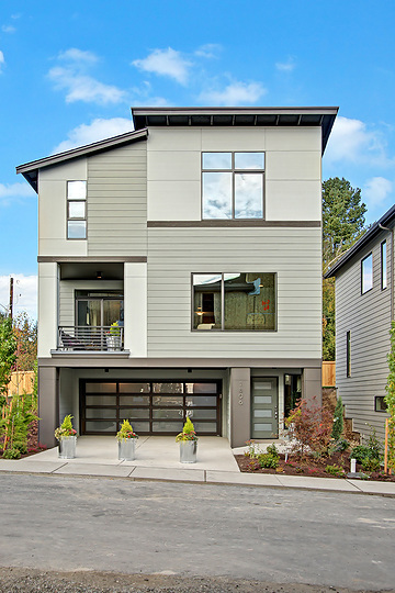 Property Photo: 1807 178th St SW 31 WA 98037