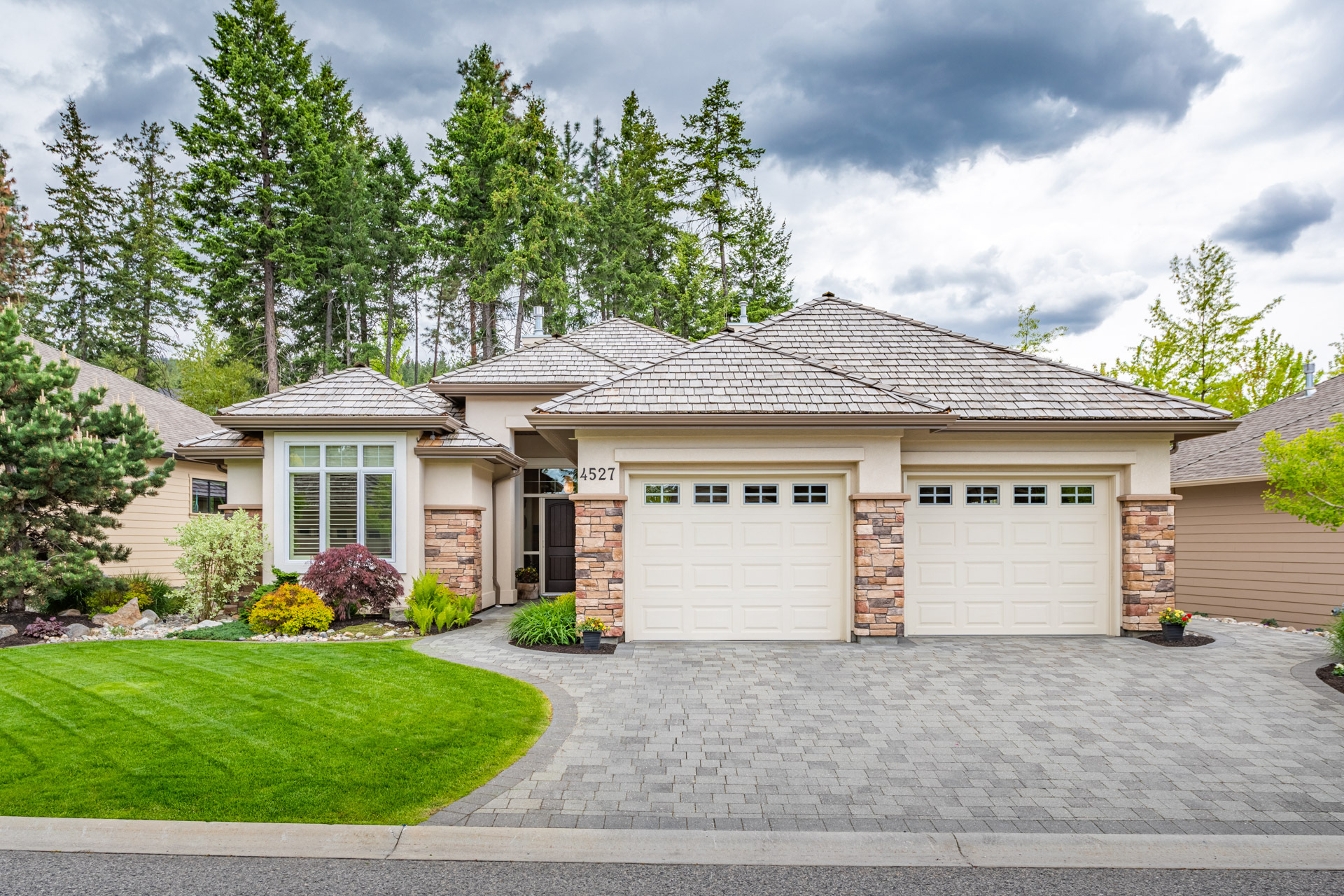 4527 Gallaghers Edgewood Drive  Kelowna BC V1W 5E6 photo